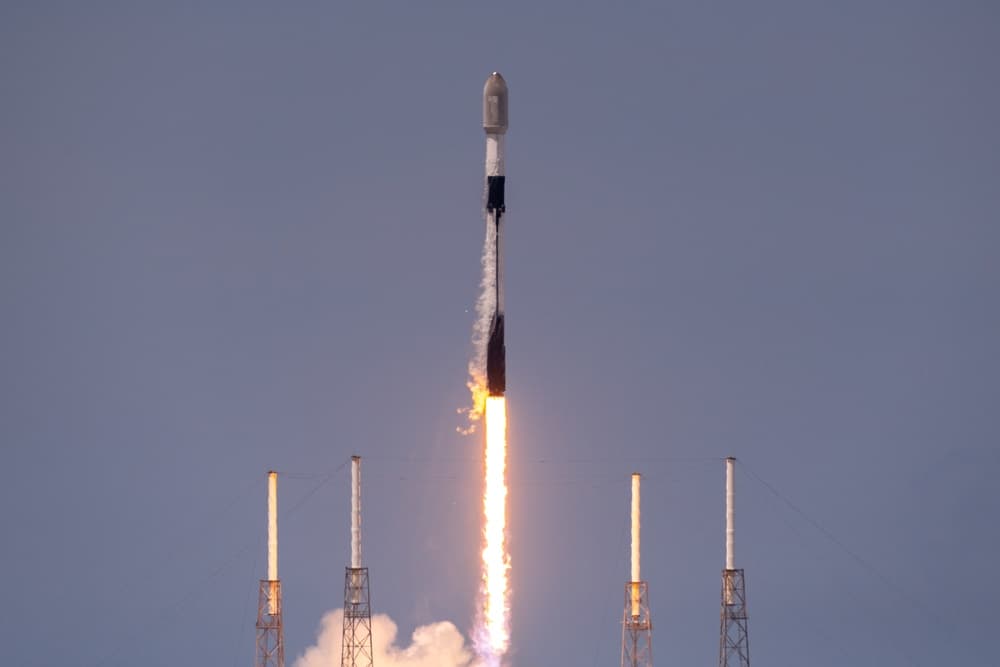 Falcon 9 lifting off during the Transporter-5 mission on 25 May 2022